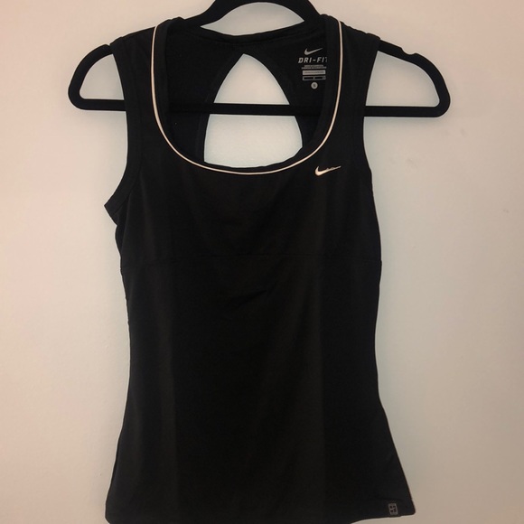 Black nike tank - Picture 1 of 1